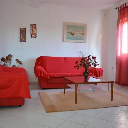 Bozi - With Pool Apartment *