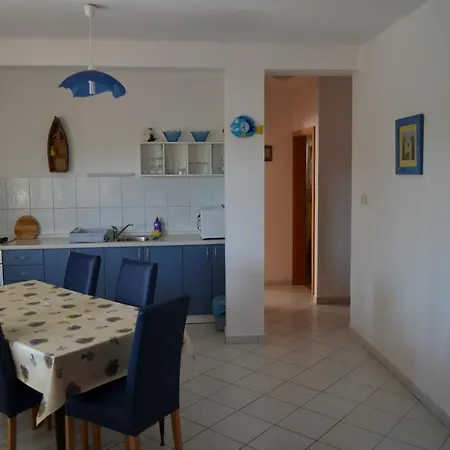 Bozi - With Pool Apartment Rogoznica (Sibenik-Knin)