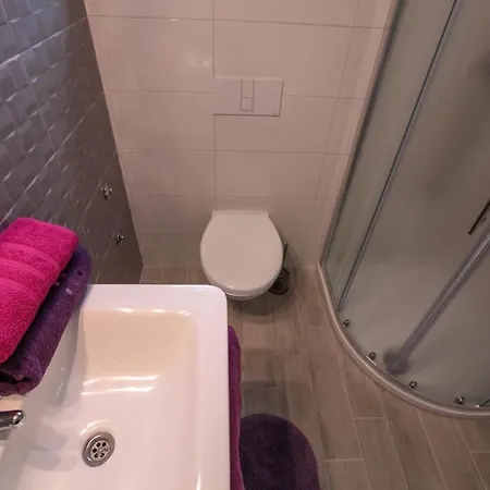 Bozi - With Pool Apartment Rogoznica (Sibenik-Knin)